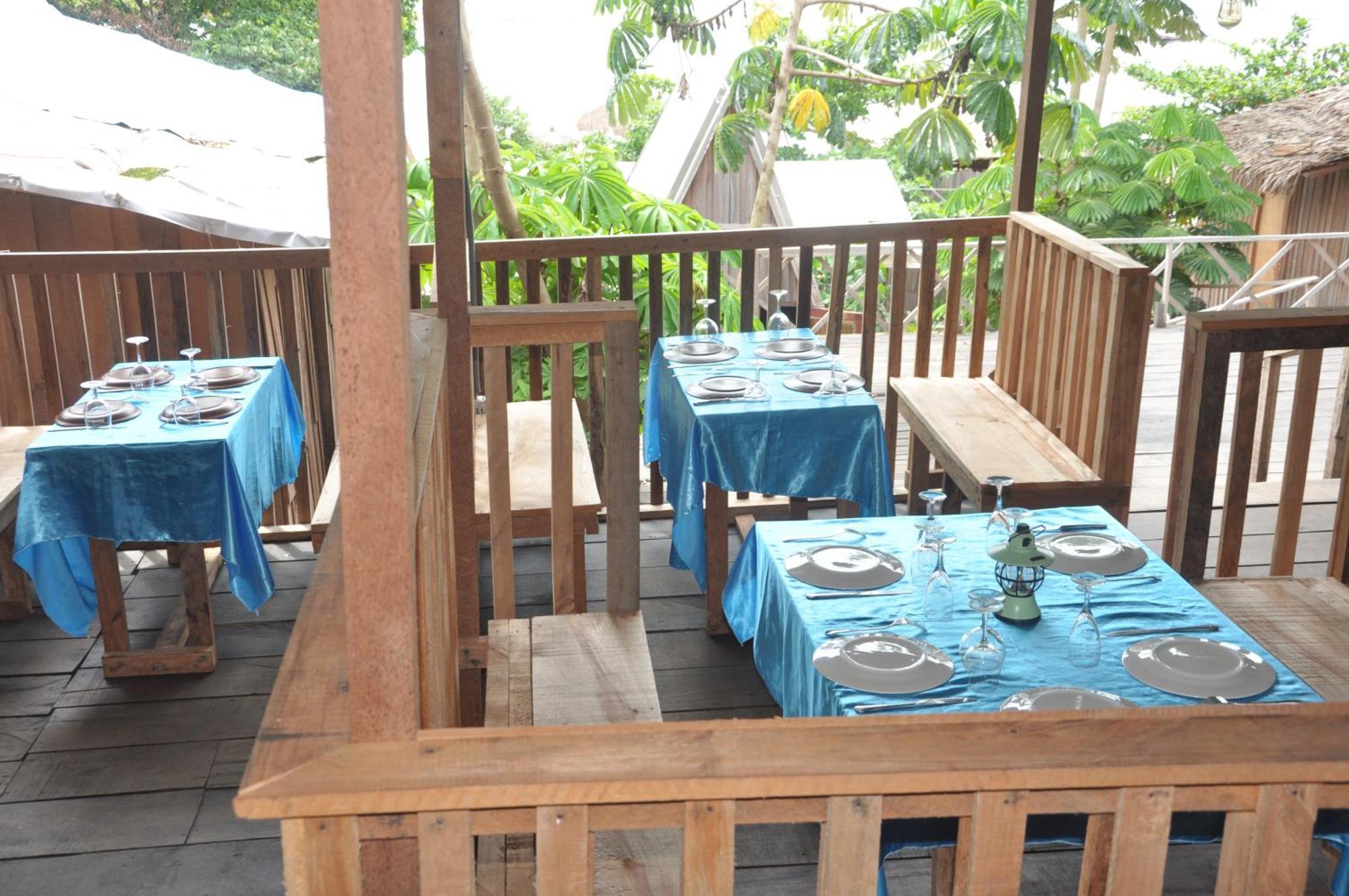 Kribi-Lodge Екстериор снимка