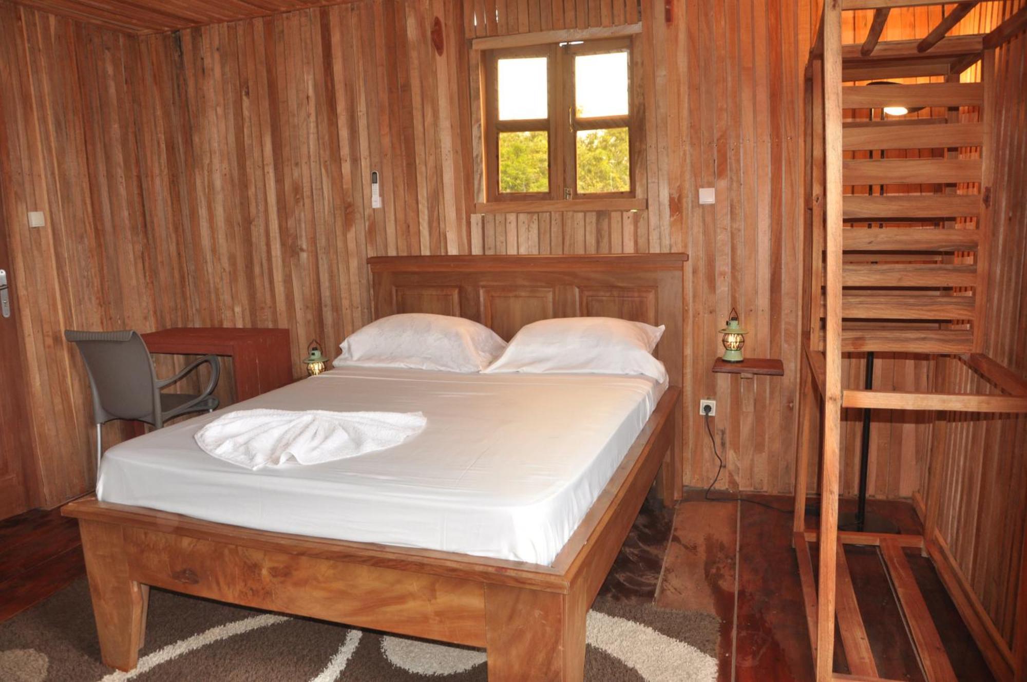 Kribi-Lodge Екстериор снимка