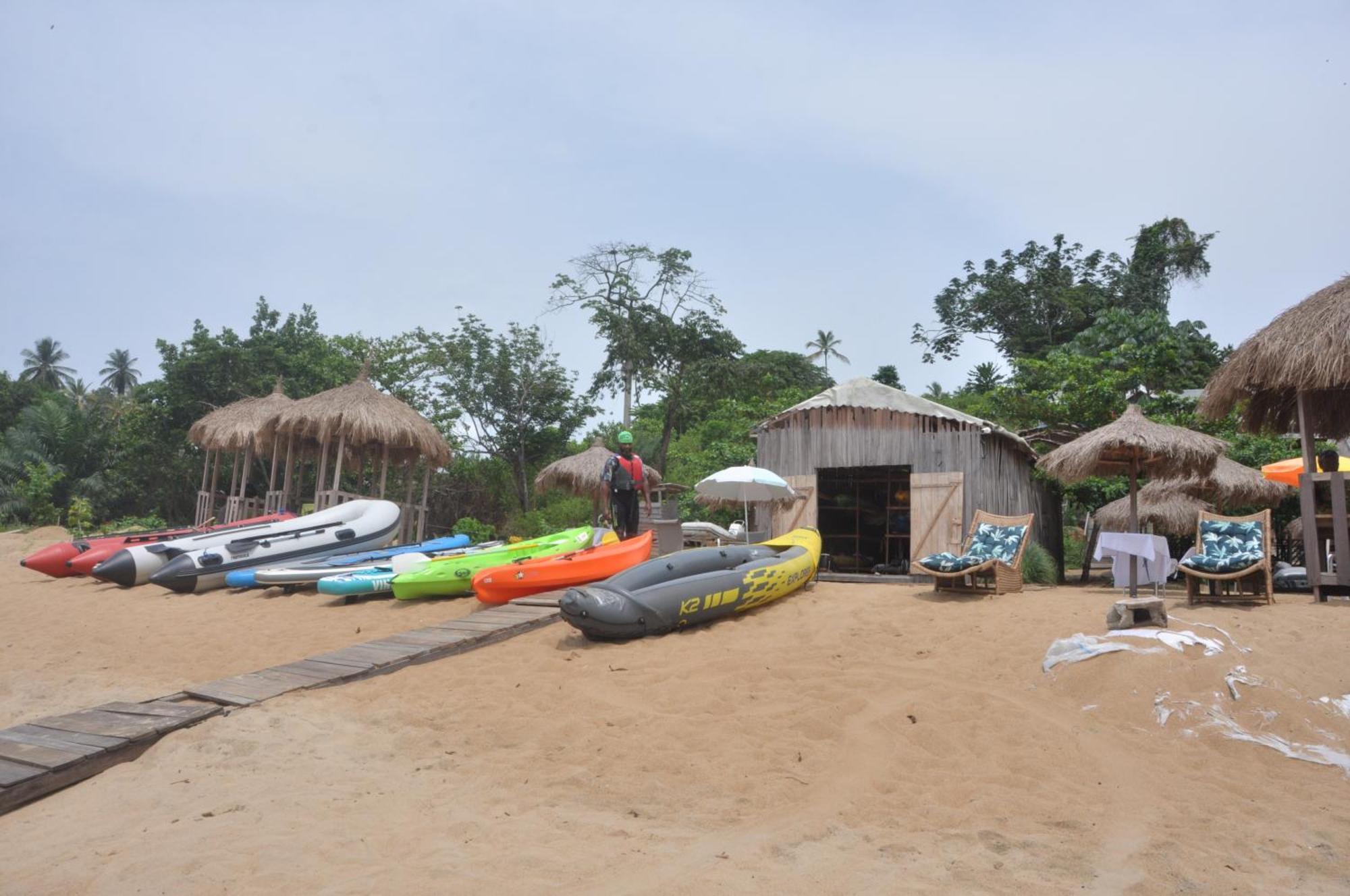 Kribi-Lodge Екстериор снимка