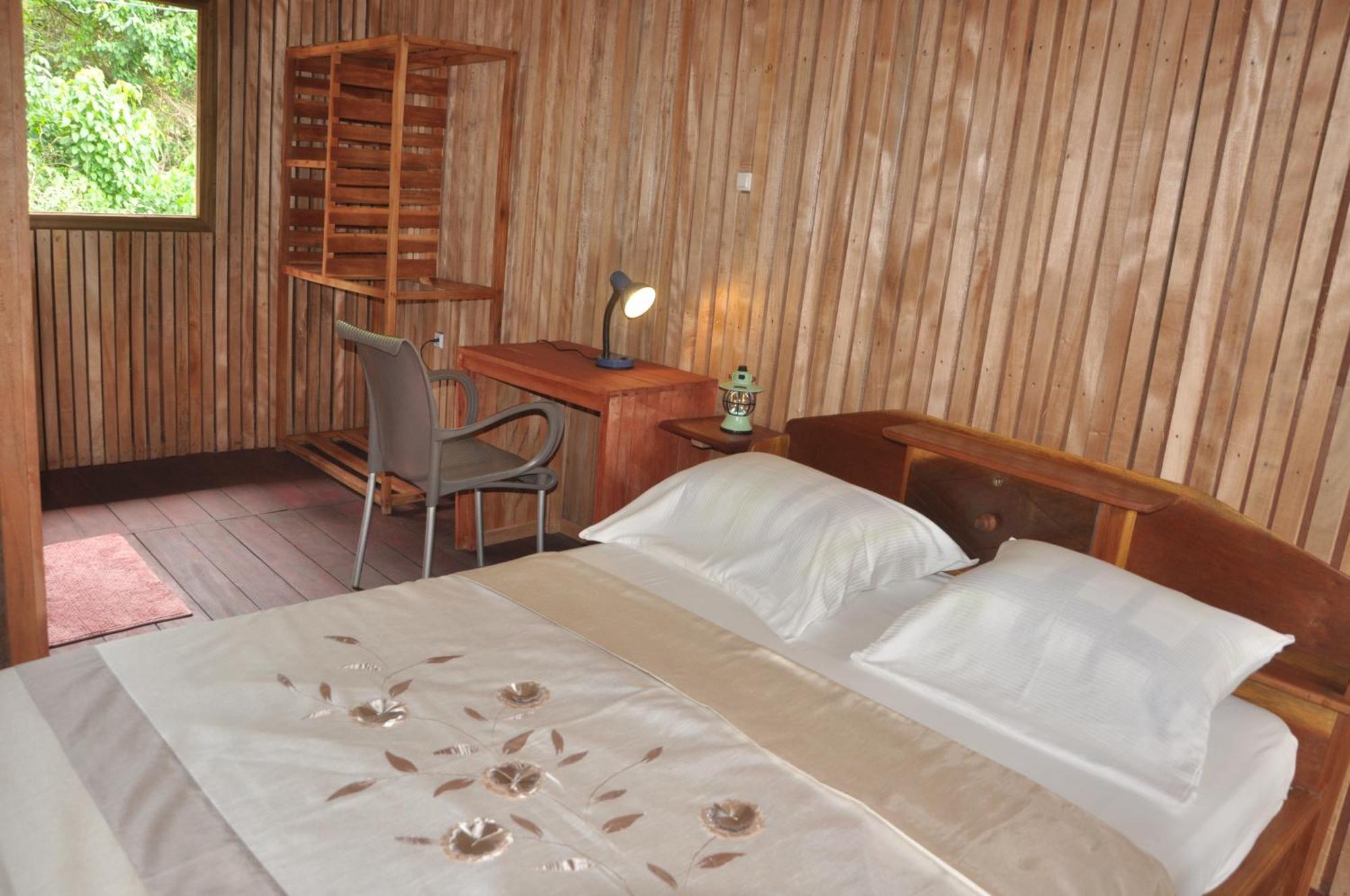 Kribi-Lodge Екстериор снимка