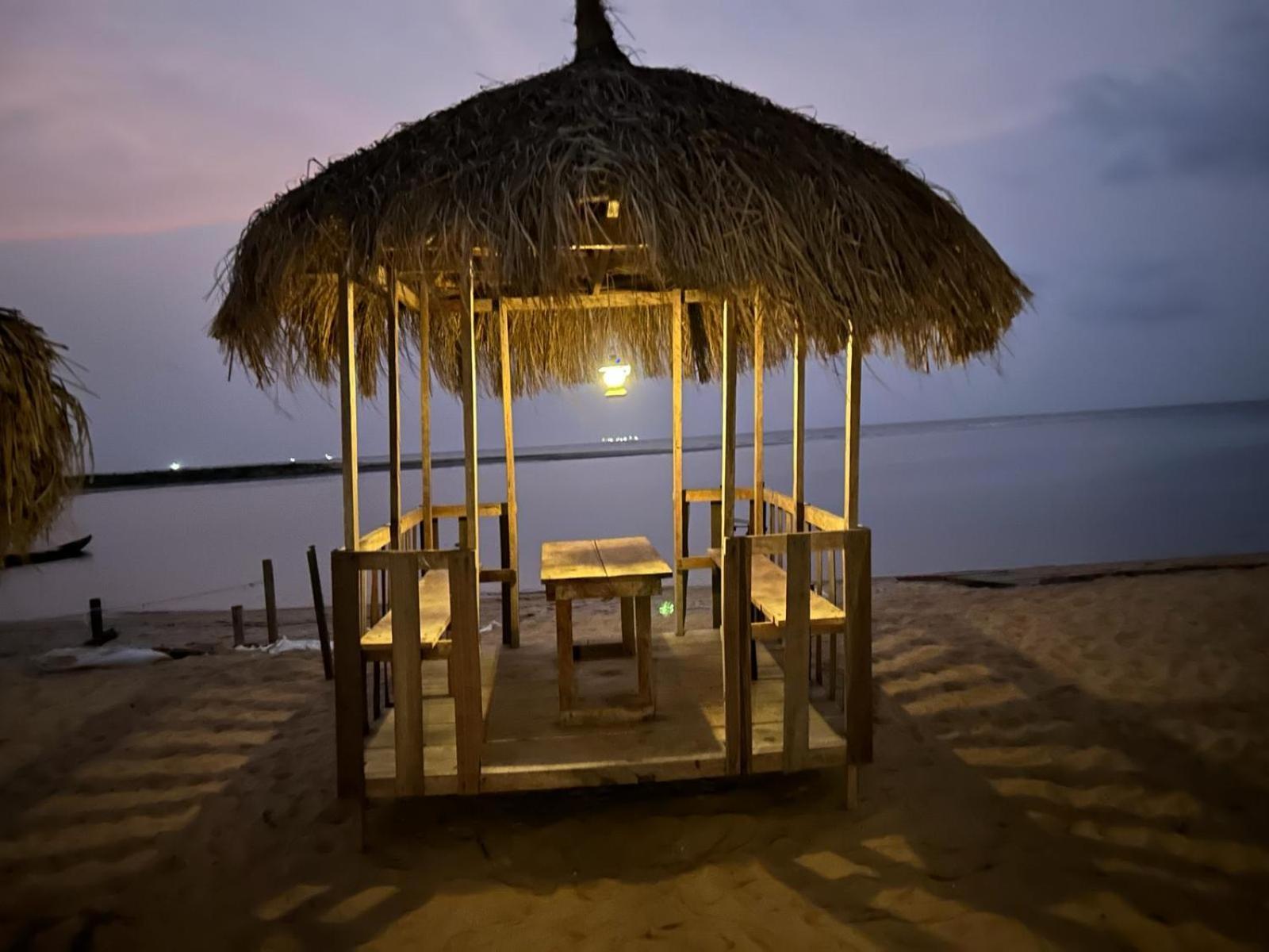 Kribi-Lodge Екстериор снимка